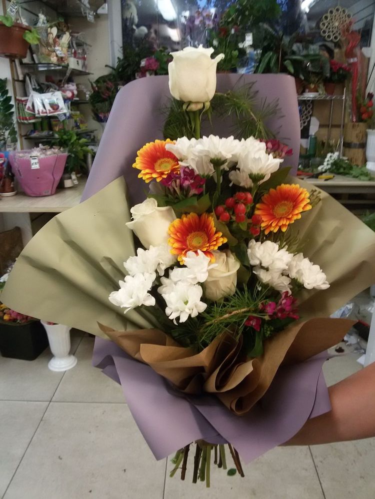 Букет №458 из кустовых хризантем